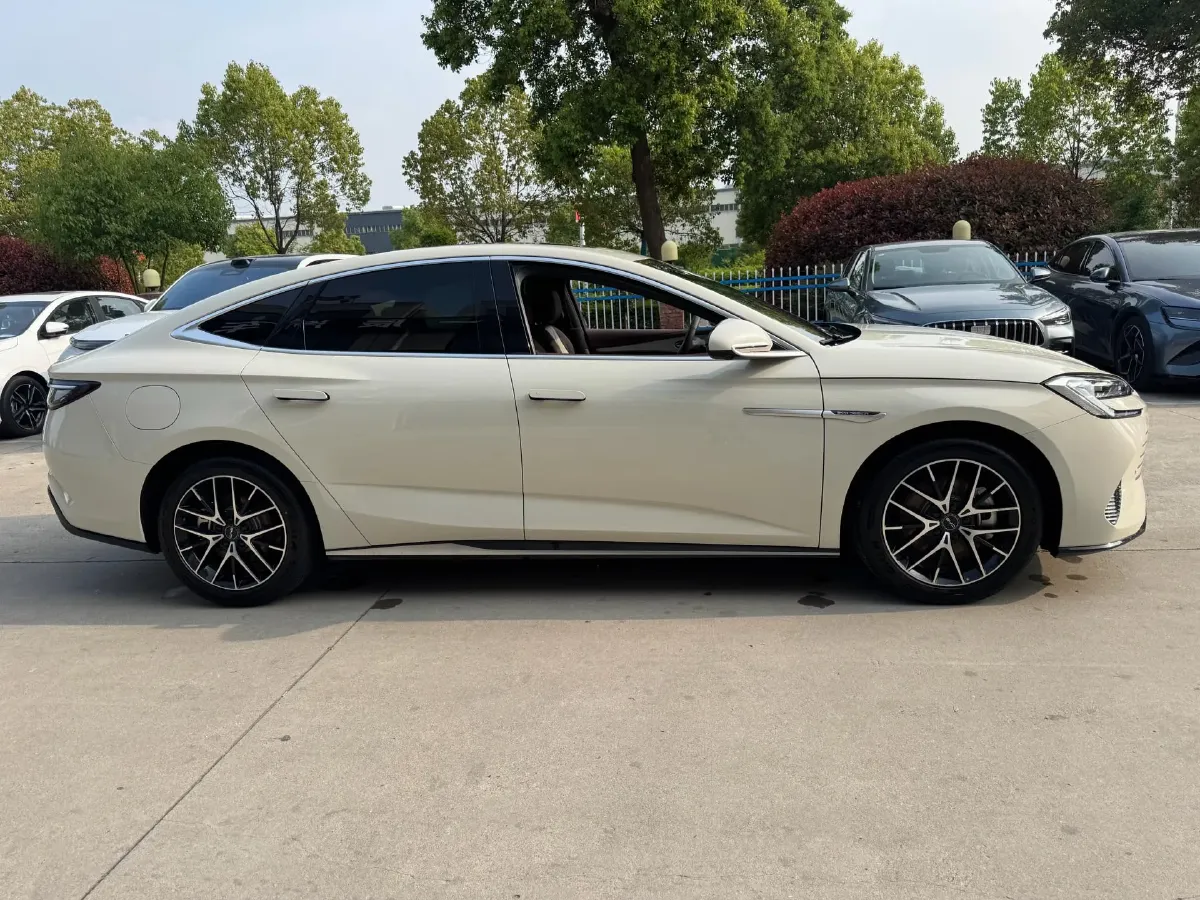 2025 BYD Seal07 DM-i 1.5L 101HP L4 E-CVT PHEV 17.6KWH,autocango,china used car exporter,china ev exporter,chinese used car exporter,chinese used ev exporter