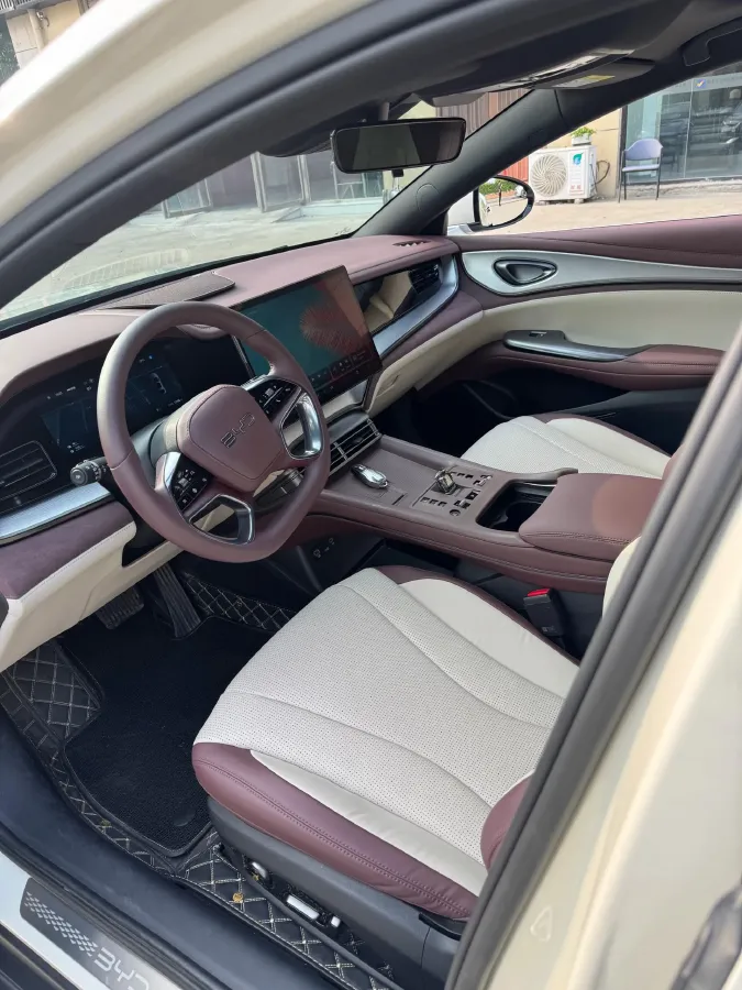 2025 BYD Seal07 DM-i 1.5L 101HP L4 E-CVT PHEV 17.6KWH,autocango,china used car exporter,china ev exporter,chinese used car exporter,chinese used ev exporter