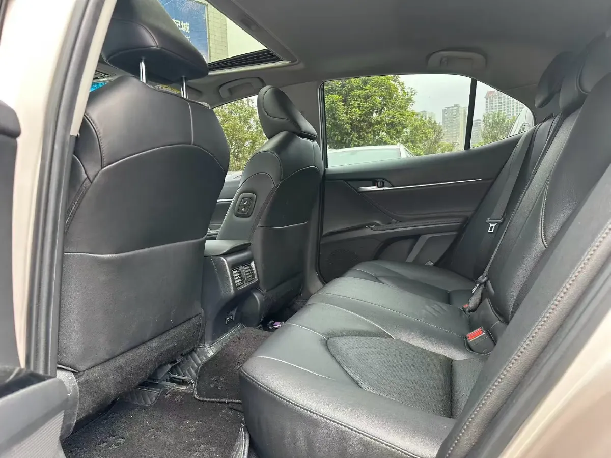 2019 Toyota Camry 2.0L 178HP L4 CVT,autocango,china used car exporter,china ev exporter,chinese used car exporter,chinese used ev exporter