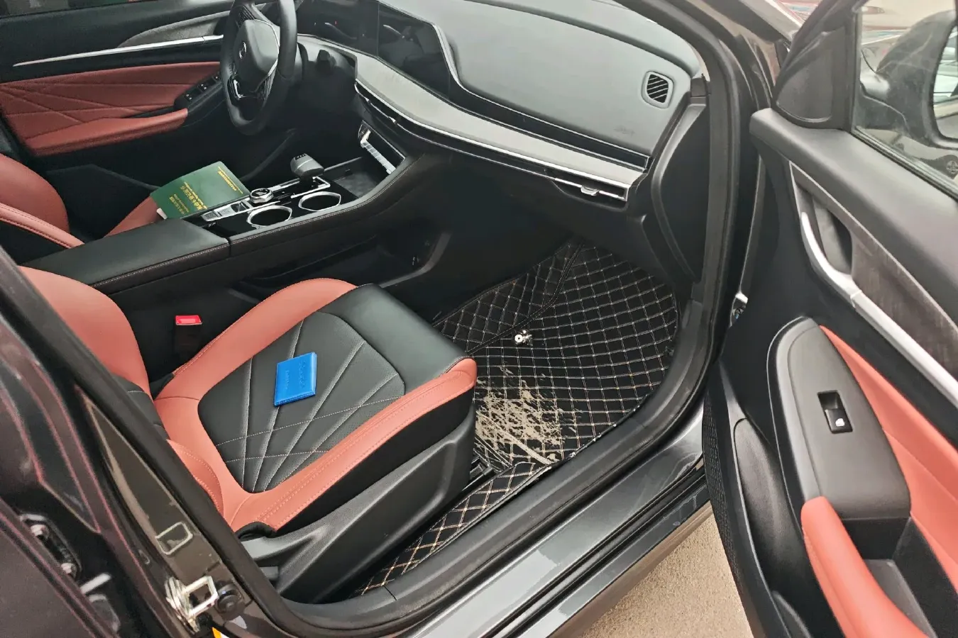 2023 ChangAn Eado 1.4T 160HP L4 7DCT,autocango,china used car exporter,china ev exporter,chinese used car exporter,chinese used ev exporter