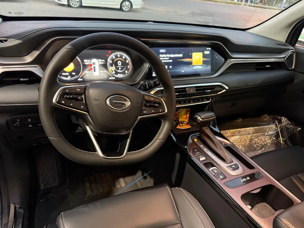 2022 GAC Trumpchi GS4 1.5T 169HP L4 6AT,autocango,china used car exporter,china ev exporter,chinese used car exporter,chinese used ev exporter