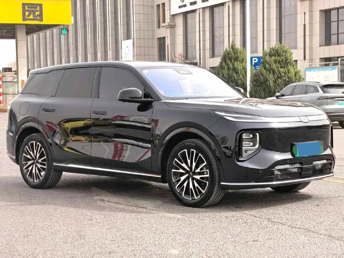 2025 ChangAn QiYuan Q07 1.5T 150HP L4 E-CVT PHEV,autocango,china used car exporter,china ev exporter,chinese used car exporter,chinese used ev exporter