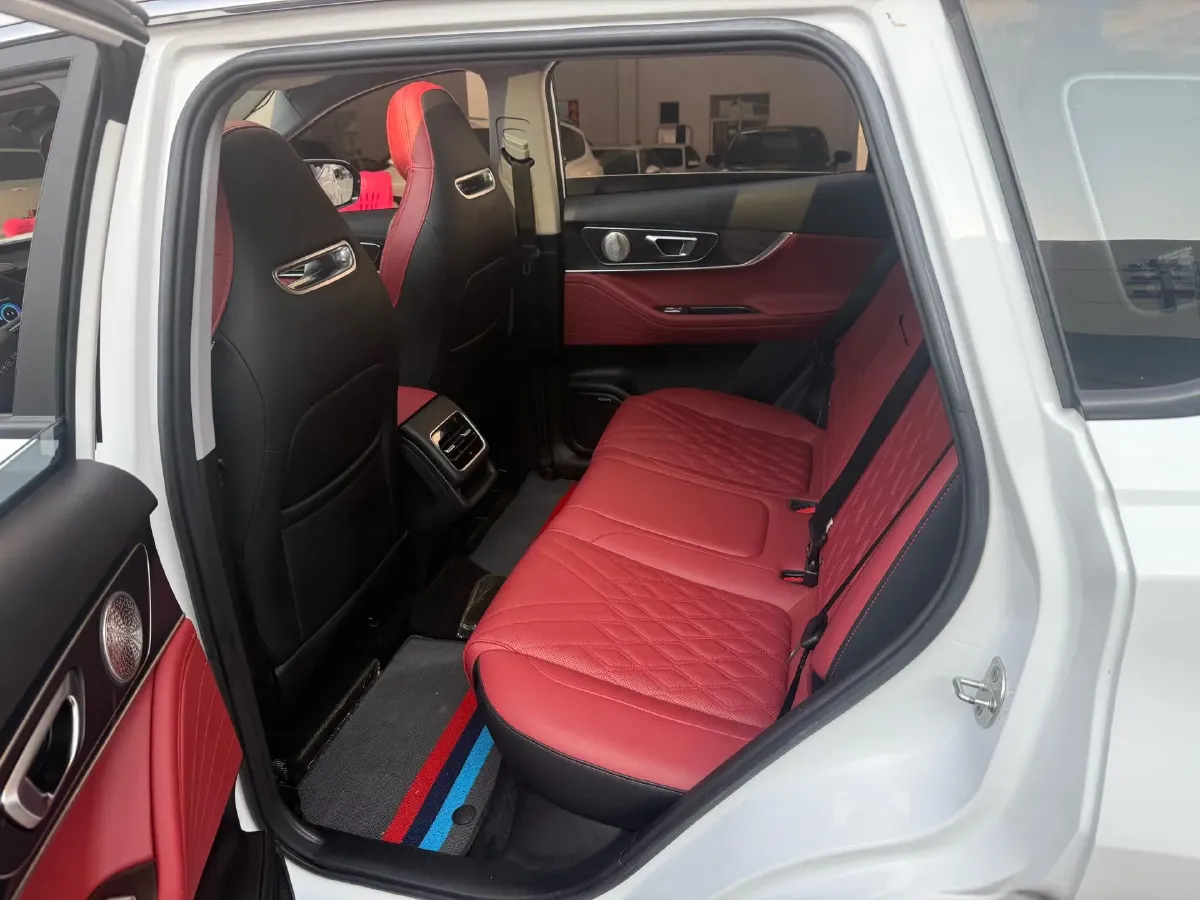 2023 Chery Tiggo 7 Plus 1.5T 184HP L4 7DCT,autocango,china used car exporter,china ev exporter,chinese used car exporter,chinese used ev exporter