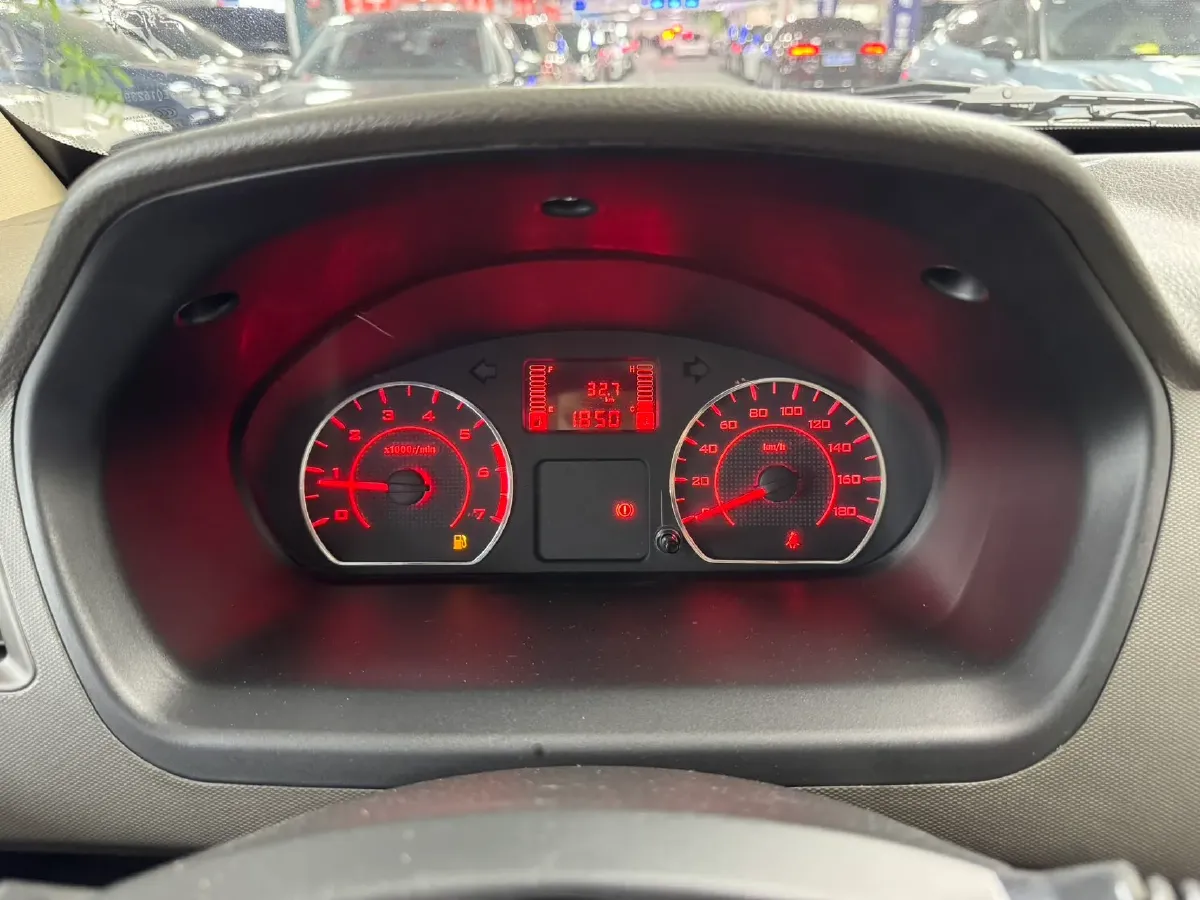 2023 WuLing RongGuang S 1.5L 102HP L4 5MT,autocango,china used car exporter,china ev exporter,chinese used car exporter,chinese used ev exporter
