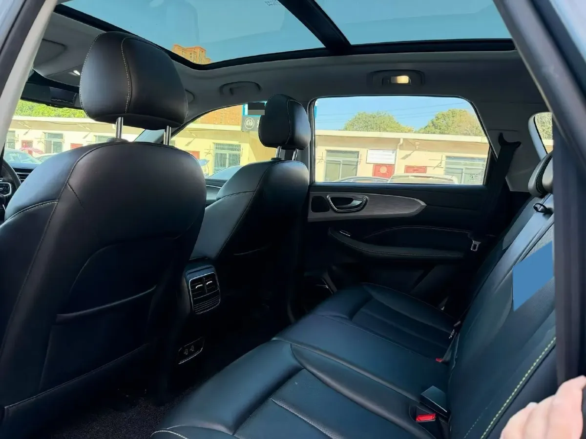 2020 Roewe RX5 eMAX 1.5T 169HP L4 AMT PHEV 16.6KWH,autocango,china used car exporter,china ev exporter,chinese used car exporter,chinese used ev exporter