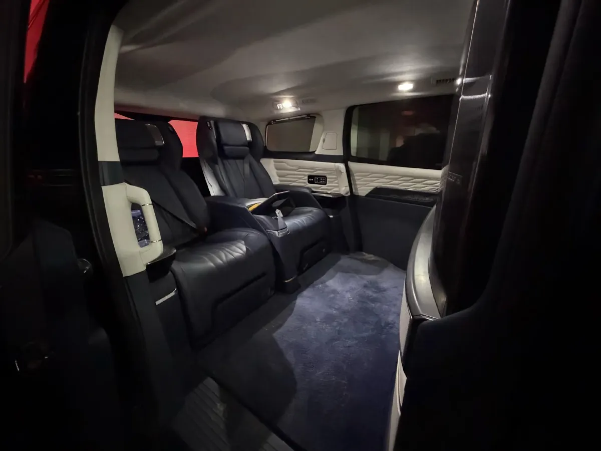 2023 Buick Century 2.0T 237HP L4 9AT,autocango,china used car exporter,china ev exporter,chinese used car exporter,chinese used ev exporter