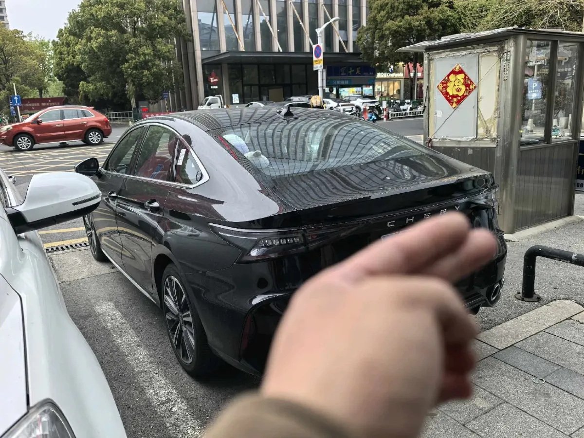 2024 Chery Arrizo 8 1.6T 197HP L4 7DCT,autocango,china used car exporter,china ev exporter,chinese used car exporter,chinese used ev exporter