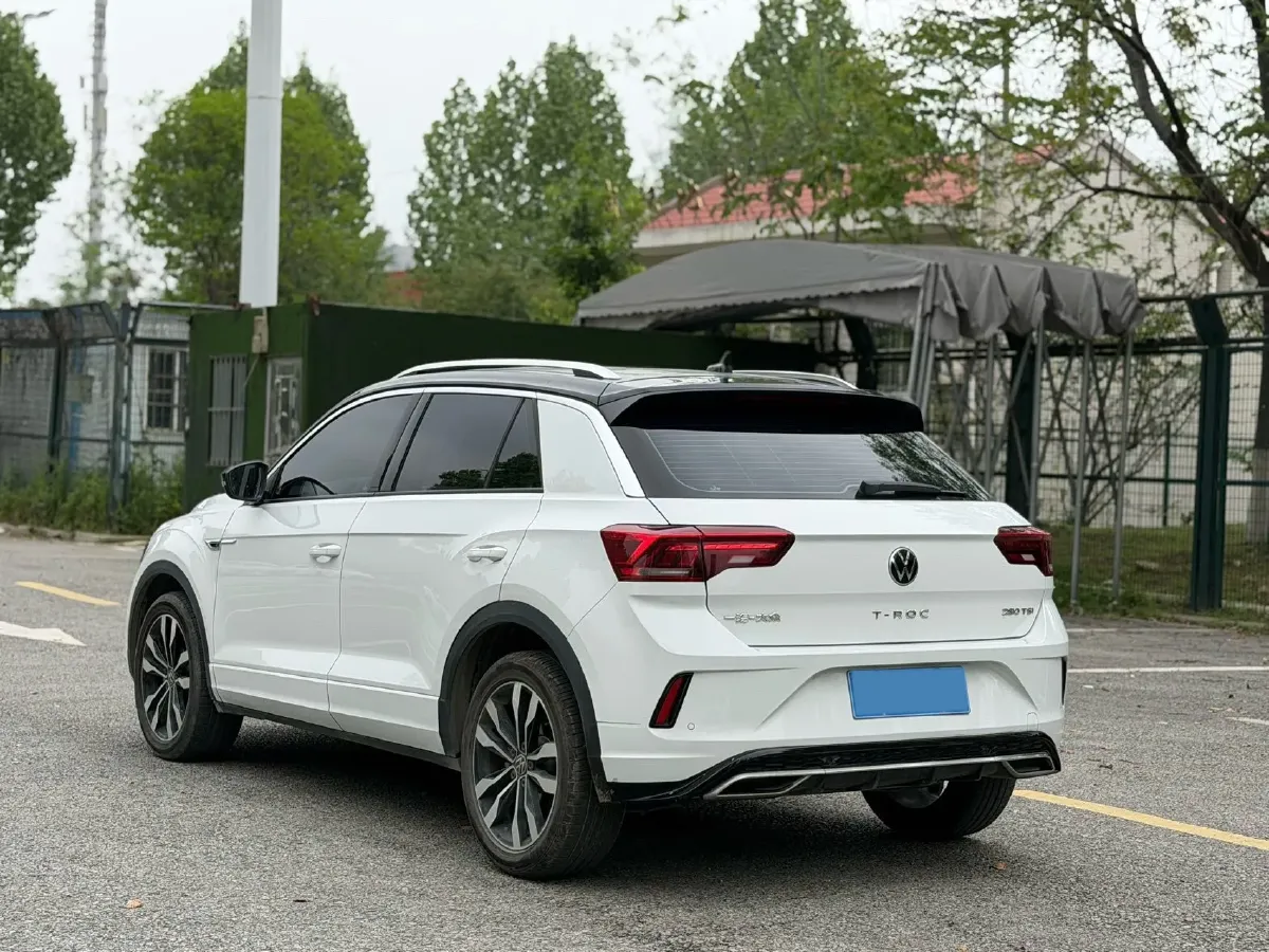 2022 Volkswagen T-Roc 1.4T 150HP L4 7DCT,autocango,china used car exporter,china ev exporter,chinese used car exporter,chinese used ev exporter