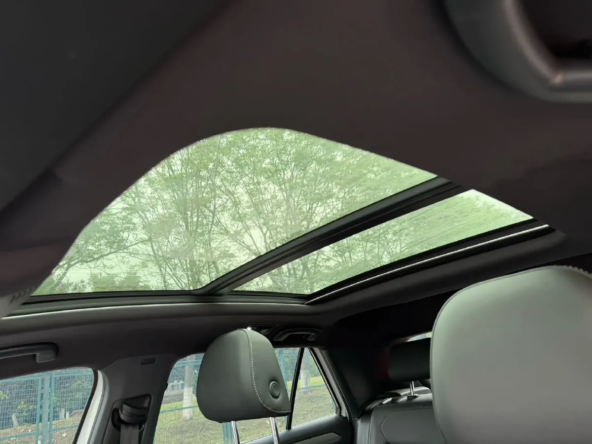 2022 Volkswagen T-Roc 1.4T 150HP L4 7DCT,autocango,china used car exporter,china ev exporter,chinese used car exporter,chinese used ev exporter