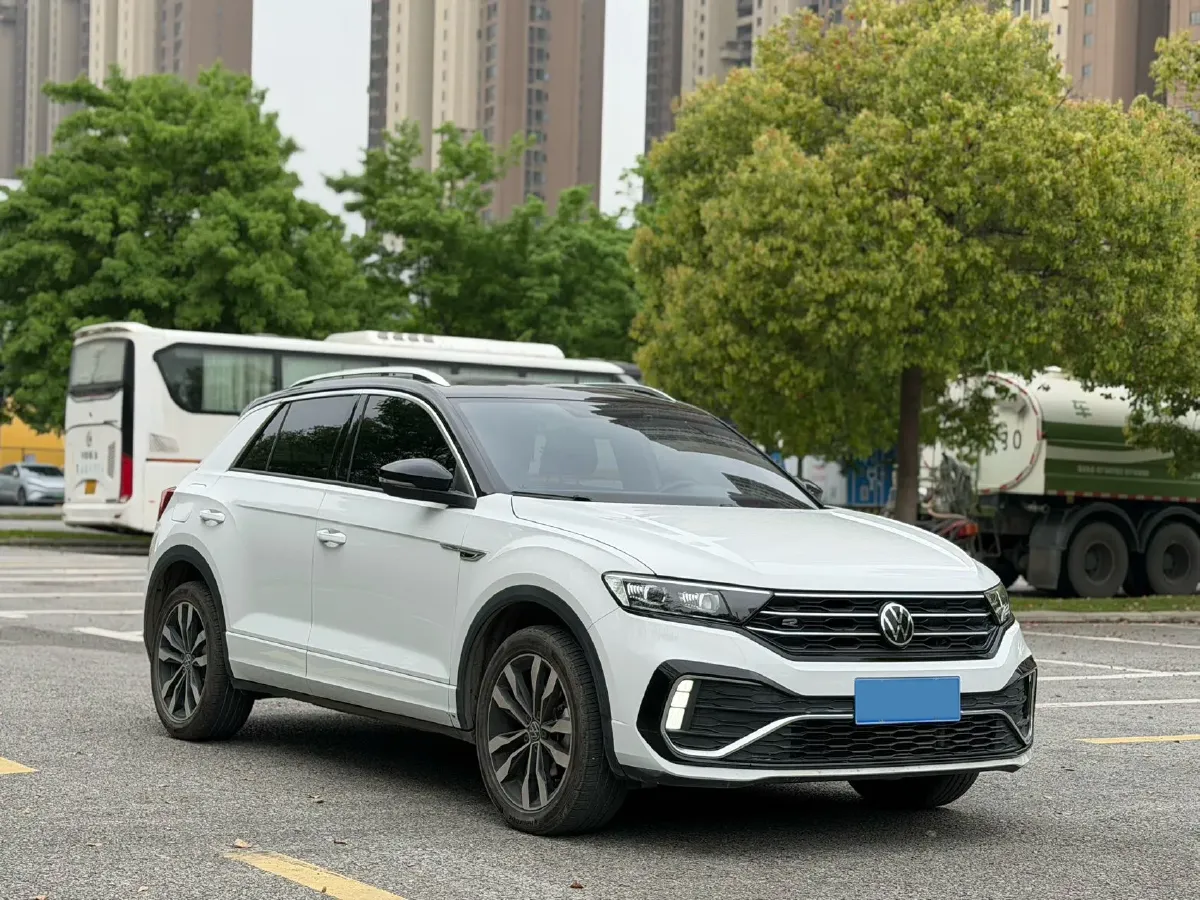 2022 Volkswagen T-Roc 1.4T 150HP L4 7DCT,autocango,china used car exporter,china ev exporter,chinese used car exporter,chinese used ev exporter