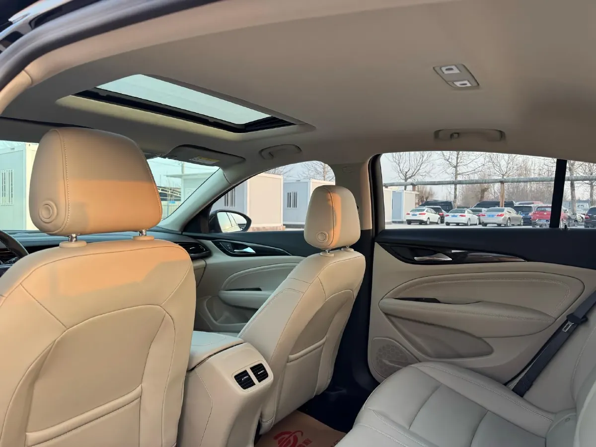 2020 Buick Regal 1.5T 169HP L4 9AT,autocango,china used car exporter,china ev exporter,chinese used car exporter,chinese used ev exporter