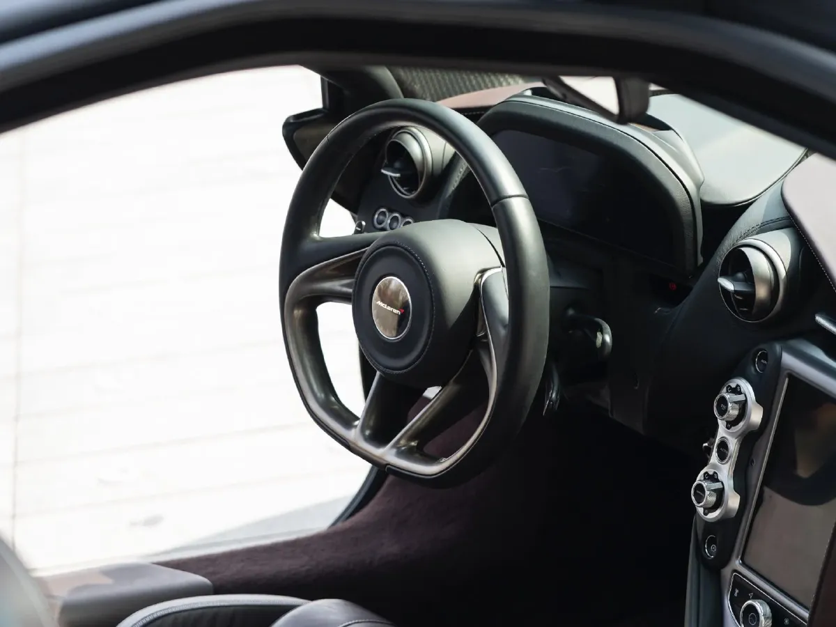 2019 McLaren 720S 4.0T 720HP V8 7DCT,autocango,china used car exporter,china ev exporter,chinese used car exporter,chinese used ev exporter