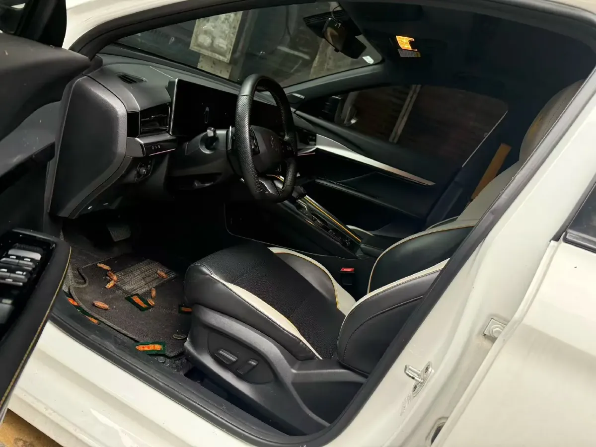 2022 MG 5 Scorpio 1.5T 181HP L4 7DCT,autocango,china used car exporter,china ev exporter,chinese used car exporter,chinese used ev exporter