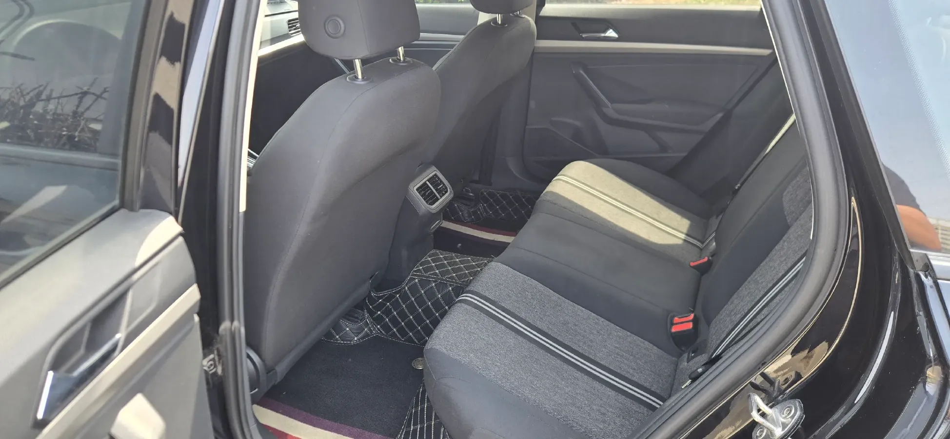 2021 Volkswagen Lavida 1.5L 113HP L4 6AT,autocango,china used car exporter,china ev exporter,chinese used car exporter,chinese used ev exporter