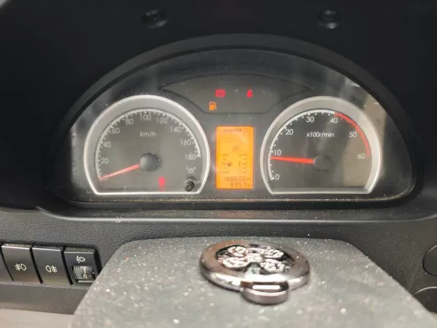 2020 DongFeng DFAC YuFeng 2.3T 110HP L4 6MT,autocango,china used car exporter,china ev exporter,chinese used car exporter,chinese used ev exporter