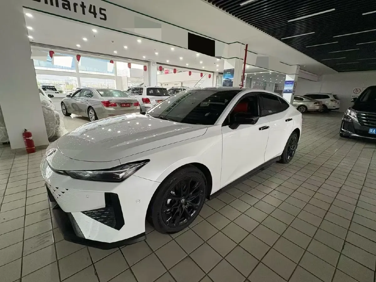 2024 ChangAn UNI-V 1.5T 188HP L4 7DCT,autocango,china used car exporter,china ev exporter,chinese used car exporter,chinese used ev exporter