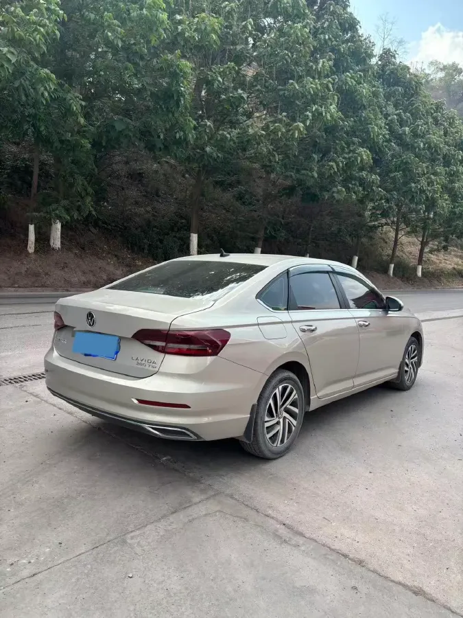 2022 Volkswagen Sagitar 1.2T 116HP L4 7DCT,autocango,china used car exporter,china ev exporter,chinese used car exporter,chinese used ev exporter