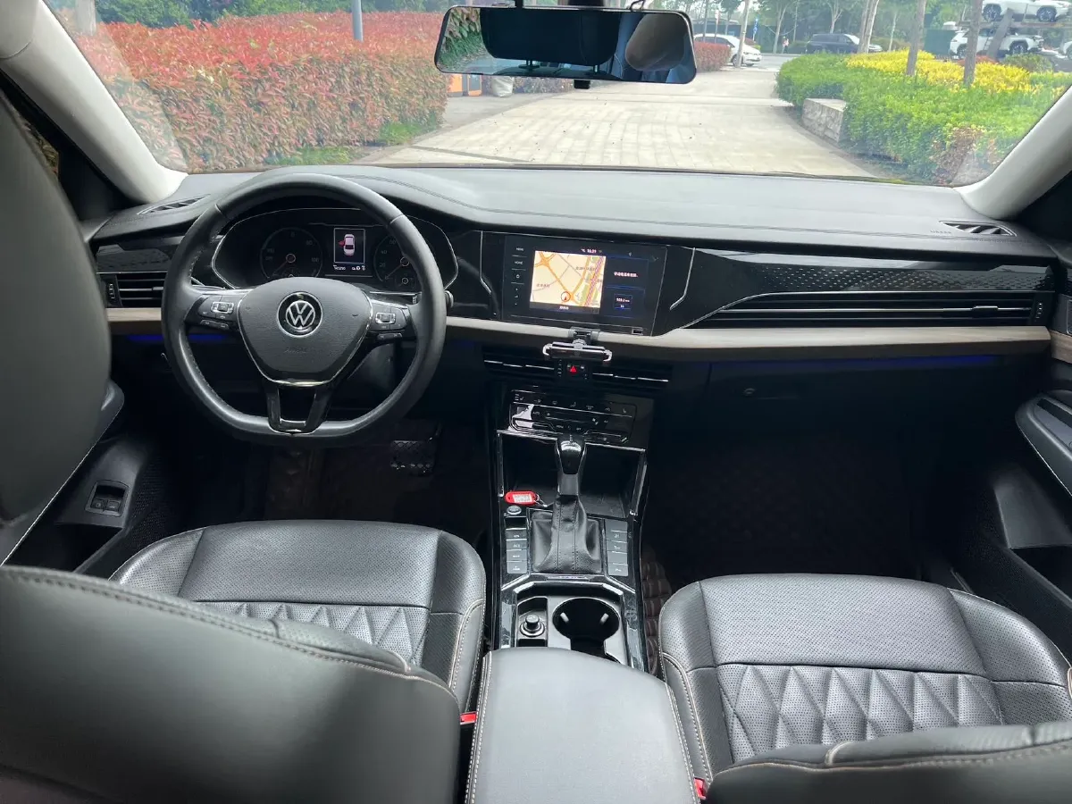 2021 Volkswagen Passat 1.4T 150HP L4 7DCT,autocango,china used car exporter,china ev exporter,chinese used car exporter,chinese used ev exporter