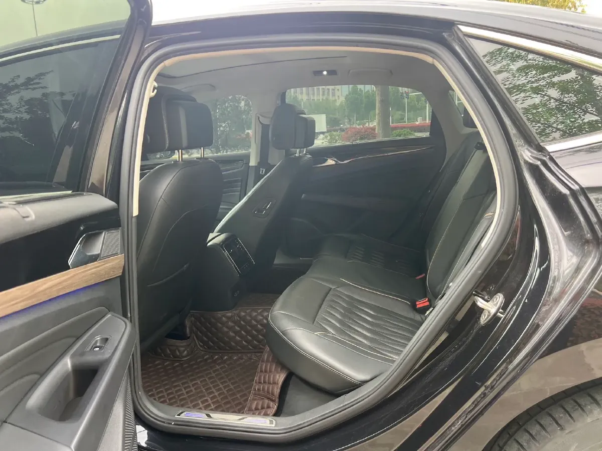 2021 Volkswagen Passat 1.4T 150HP L4 7DCT,autocango,china used car exporter,china ev exporter,chinese used car exporter,chinese used ev exporter