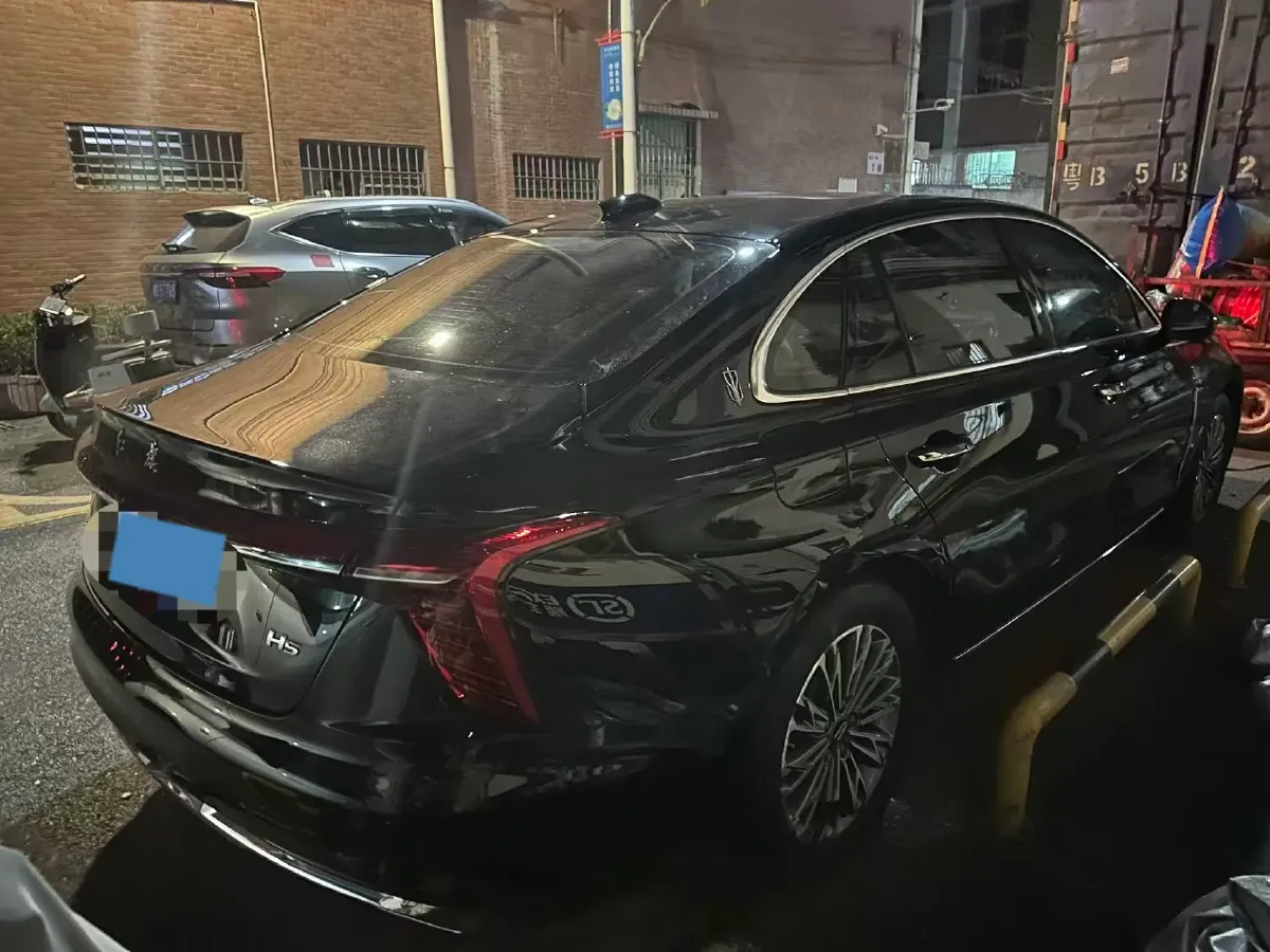 2024 HongQi H5 1.5T 169HP L4 7DCT,autocango,china used car exporter,china ev exporter,chinese used car exporter,chinese used ev exporter