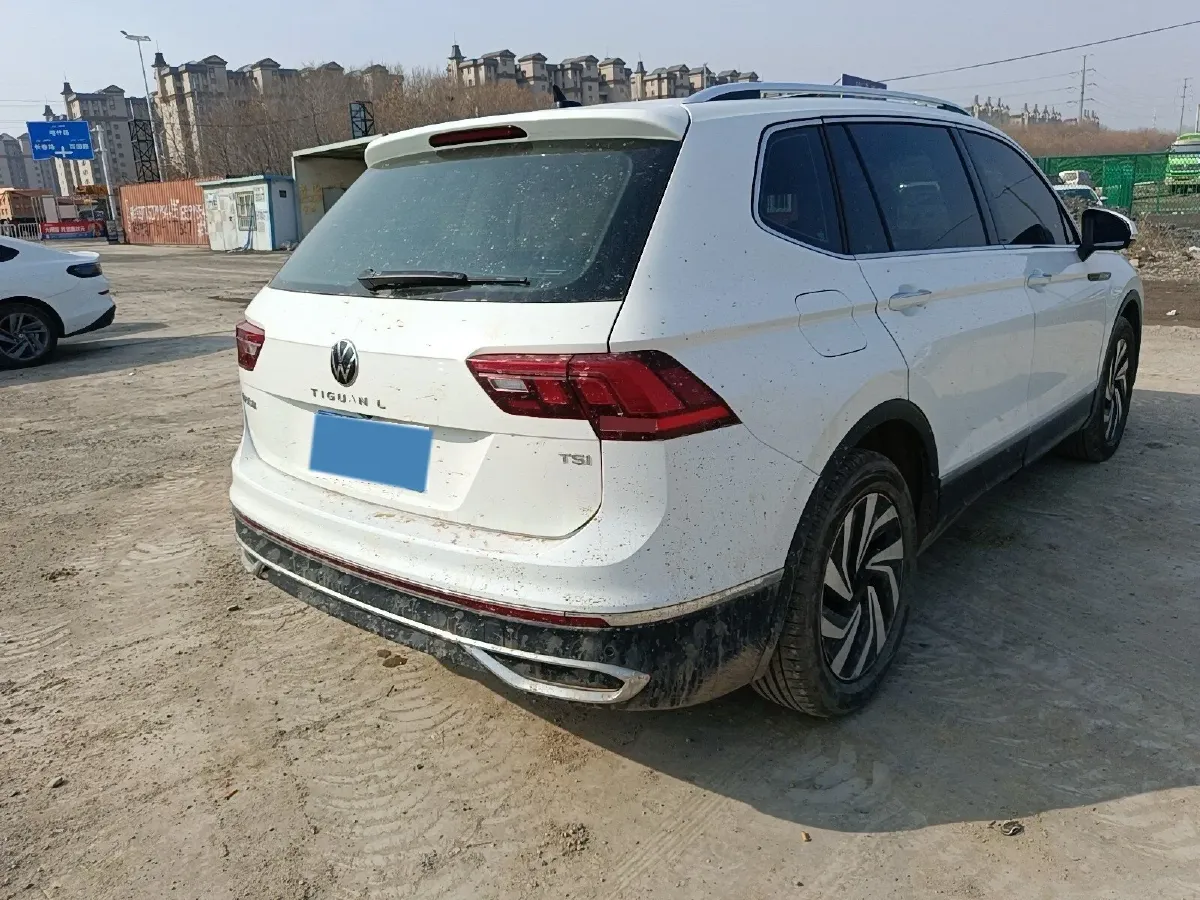 2023 Volkswagen Tiguan L 1.5T 160HP L4 7DCT,autocango,china used car exporter,china ev exporter,chinese used car exporter,chinese used ev exporter