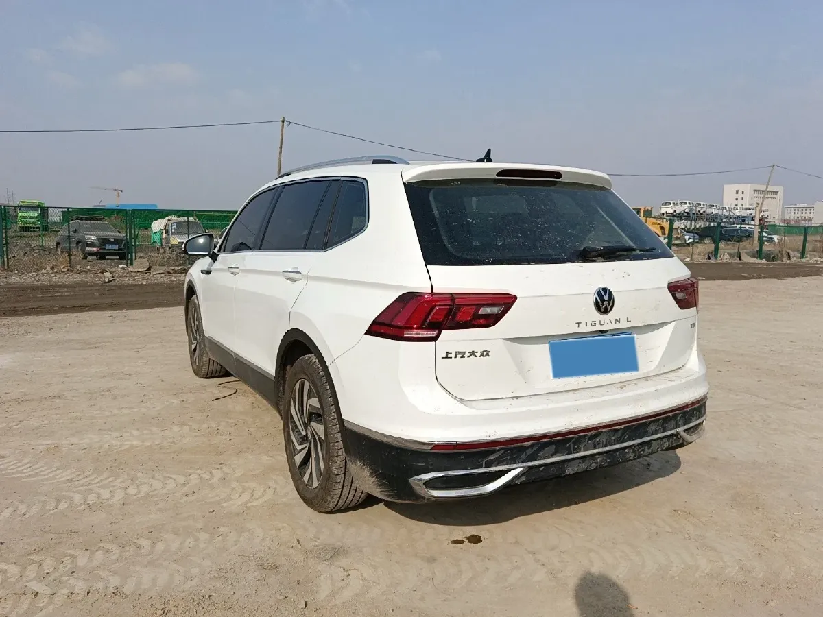 2023 Volkswagen Tiguan L 1.5T 160HP L4 7DCT,autocango,china used car exporter,china ev exporter,chinese used car exporter,chinese used ev exporter