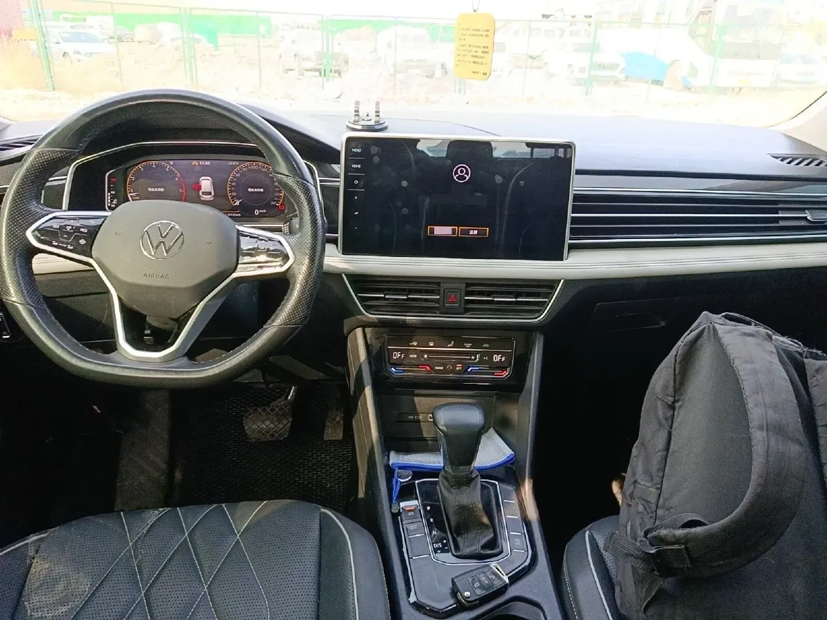 2023 Volkswagen Tiguan L 1.5T 160HP L4 7DCT,autocango,china used car exporter,china ev exporter,chinese used car exporter,chinese used ev exporter