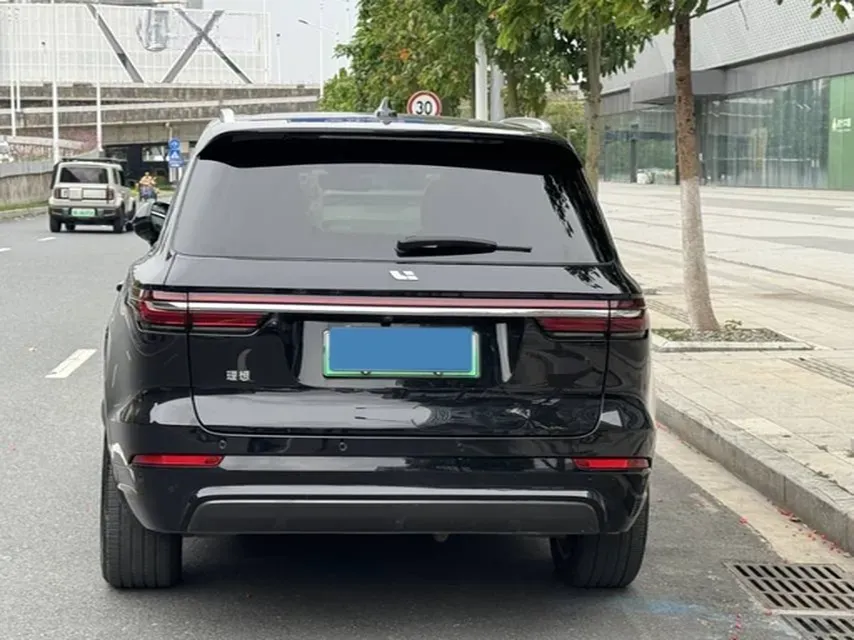 2020 Li ONE Range Extended 131HP REEV 40.5KWH,autocango,china used car exporter,china ev exporter,chinese used car exporter,chinese used ev exporter