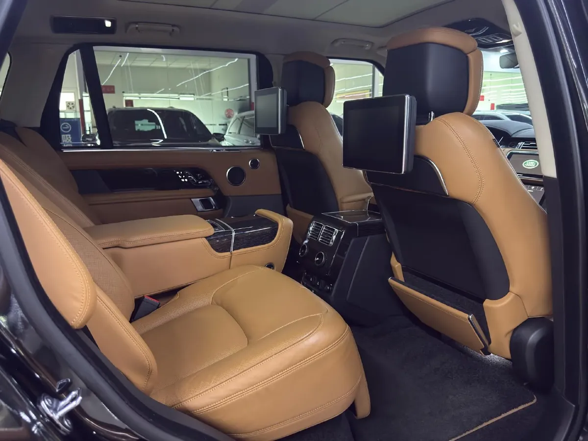 2021 Land Rover Range Rover 3.0T 400HP L6 8AT,autocango,china used car exporter,china ev exporter,chinese used car exporter,chinese used ev exporter