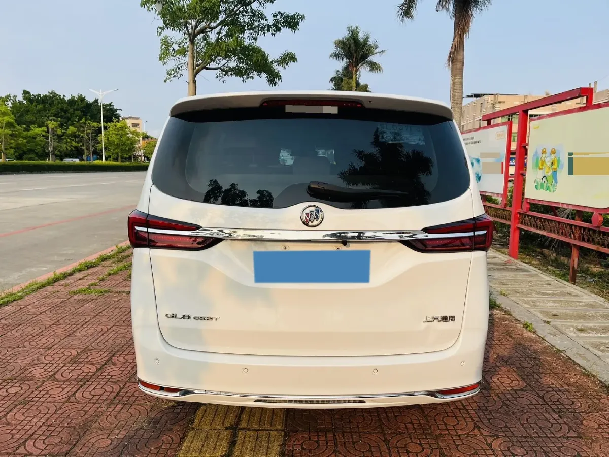 2021 Buick GL8 2.0T 237HP L4 9AT,autocango,china used car exporter,china ev exporter,chinese used car exporter,chinese used ev exporter