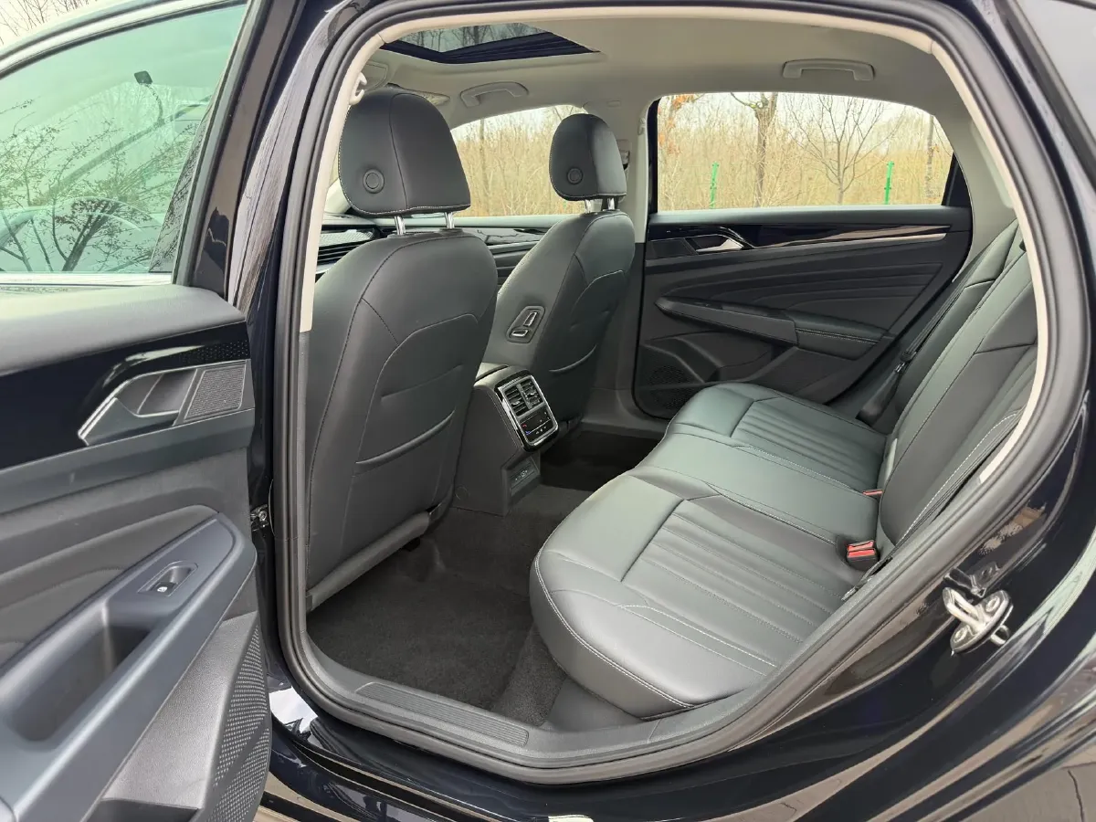 2022 Volkswagen Lamando 1.4T 150HP L4 7DCT,autocango,china used car exporter,china ev exporter,chinese used car exporter,chinese used ev exporter