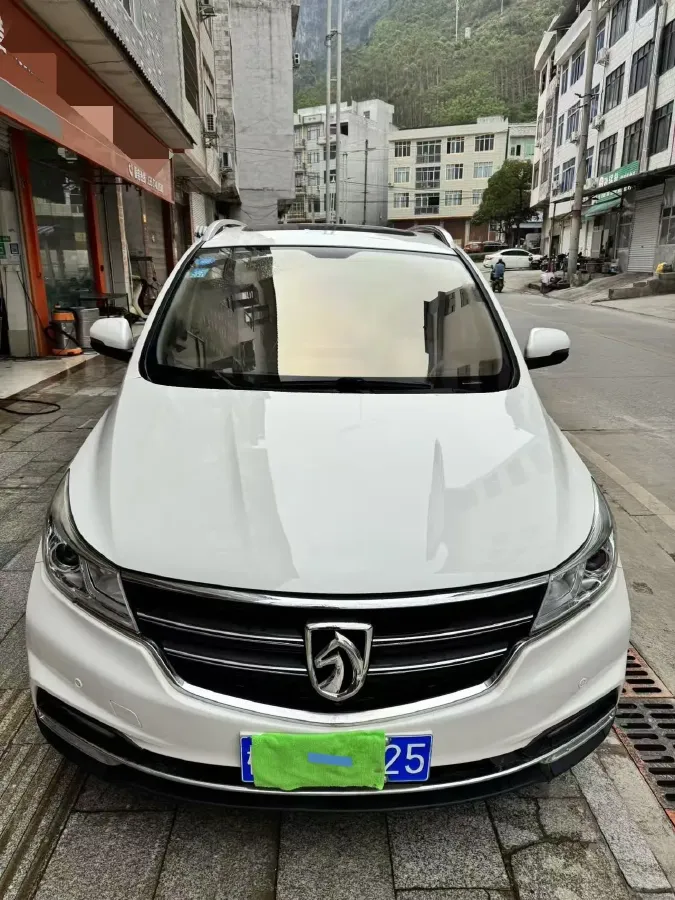 2019 BaoJun 730 1.5T 151HP L4 CVT,autocango,china used car exporter,china ev exporter,chinese used car exporter,chinese used ev exporter