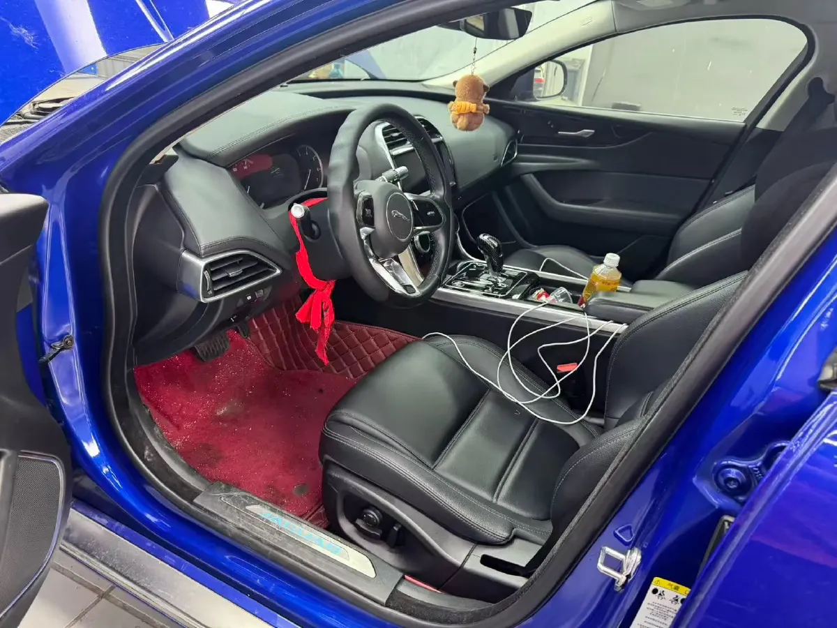 2020 Jaguar XEL 2.0T 200HP L4 8AT,autocango,china used car exporter,china ev exporter,chinese used car exporter,chinese used ev exporter