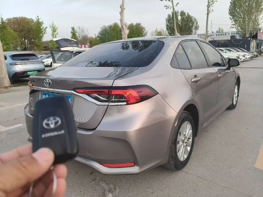 2021 Toyota Corolla 1.2T 116HP L4 CVT,autocango,china used car exporter,china ev exporter,chinese used car exporter,chinese used ev exporter