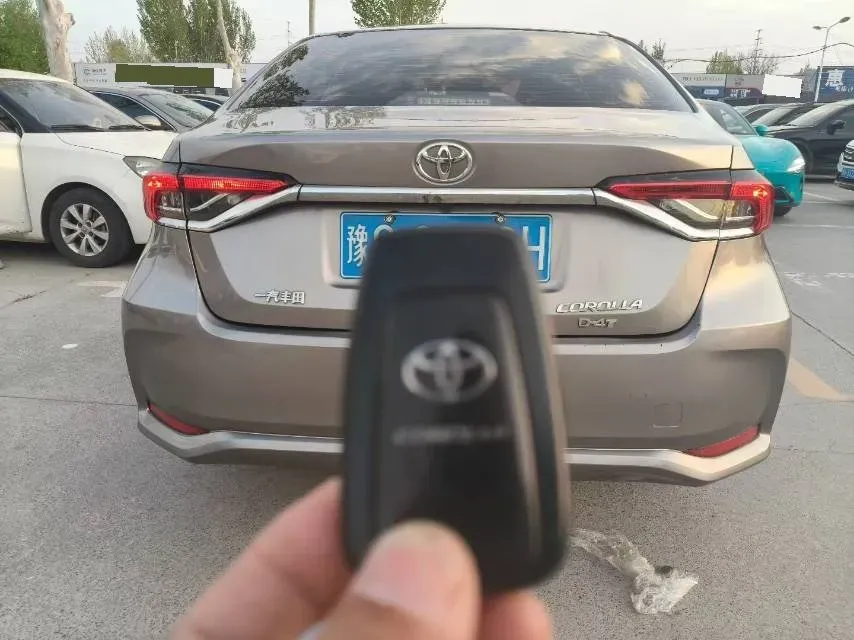 2021 Toyota Corolla 1.2T 116HP L4 CVT,autocango,china used car exporter,china ev exporter,chinese used car exporter,chinese used ev exporter