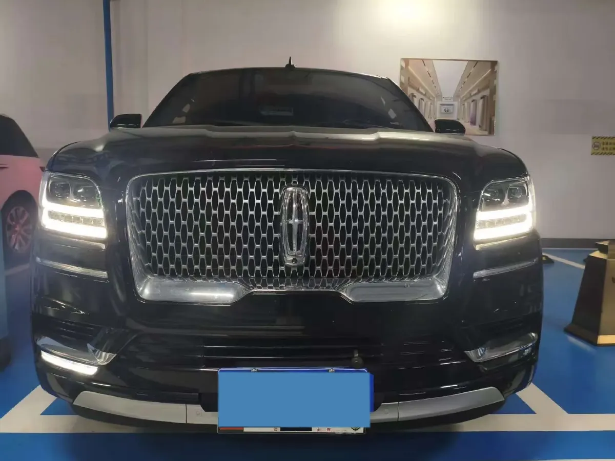 2019 Lincoln Navigator 3.5T 388HP V6 10AT,autocango,china used car exporter,china ev exporter,chinese used car exporter,chinese used ev exporter