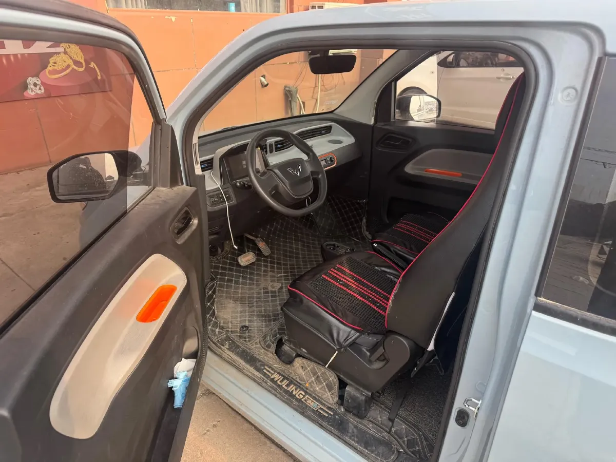 2020 WuLing HongGuang MINI EV BEV 13.8KWH,autocango,china used car exporter,china ev exporter,chinese used car exporter,chinese used ev exporter