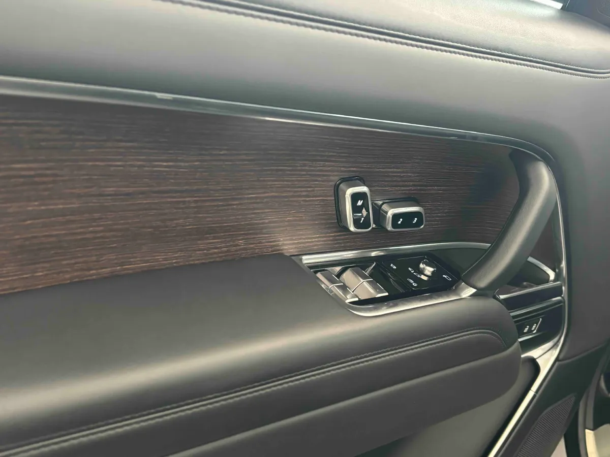 2023 Land Rover Range Rover 3.0T 400HP L6 8AT,autocango,china used car exporter,china ev exporter,chinese used car exporter,chinese used ev exporter