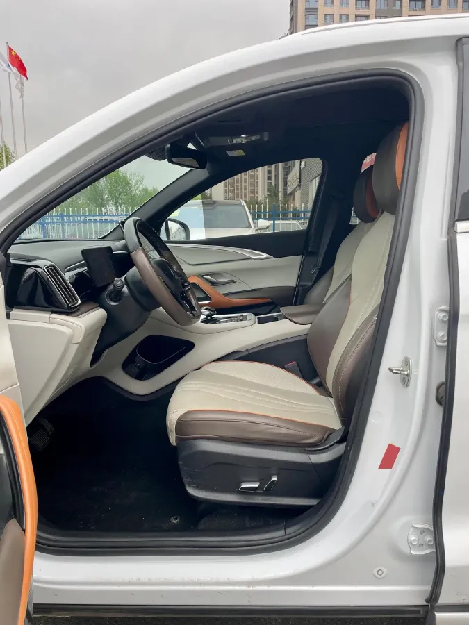 2022 Geely JiaJi 1.5T 177HP L3 7DCT PHEV 15.5KWH,autocango,china used car exporter,china ev exporter,chinese used car exporter,chinese used ev exporter
