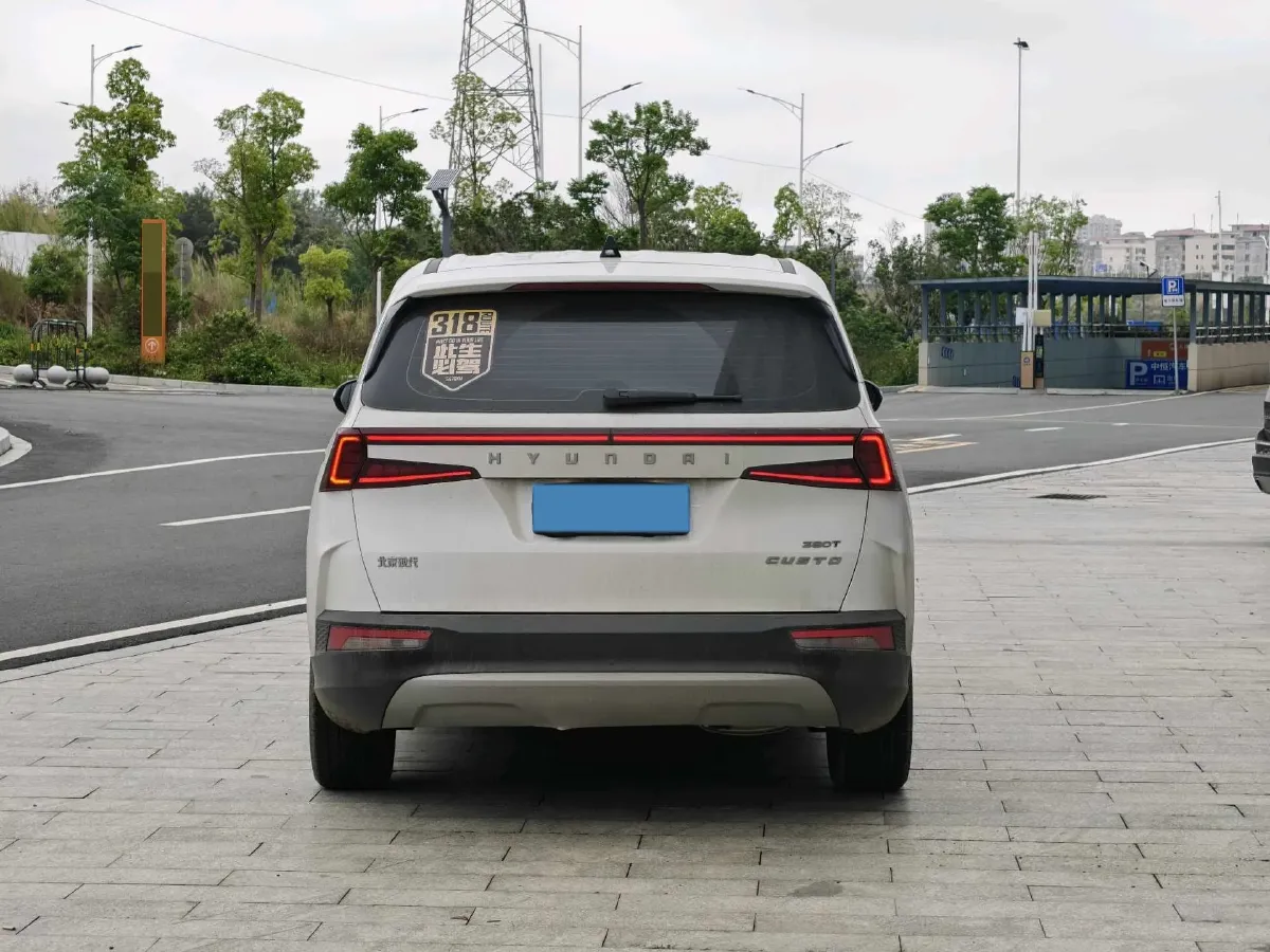 2021 Hyundai Custo 2.0T 236HP L4 8AT,autocango,china used car exporter,china ev exporter,chinese used car exporter,chinese used ev exporter