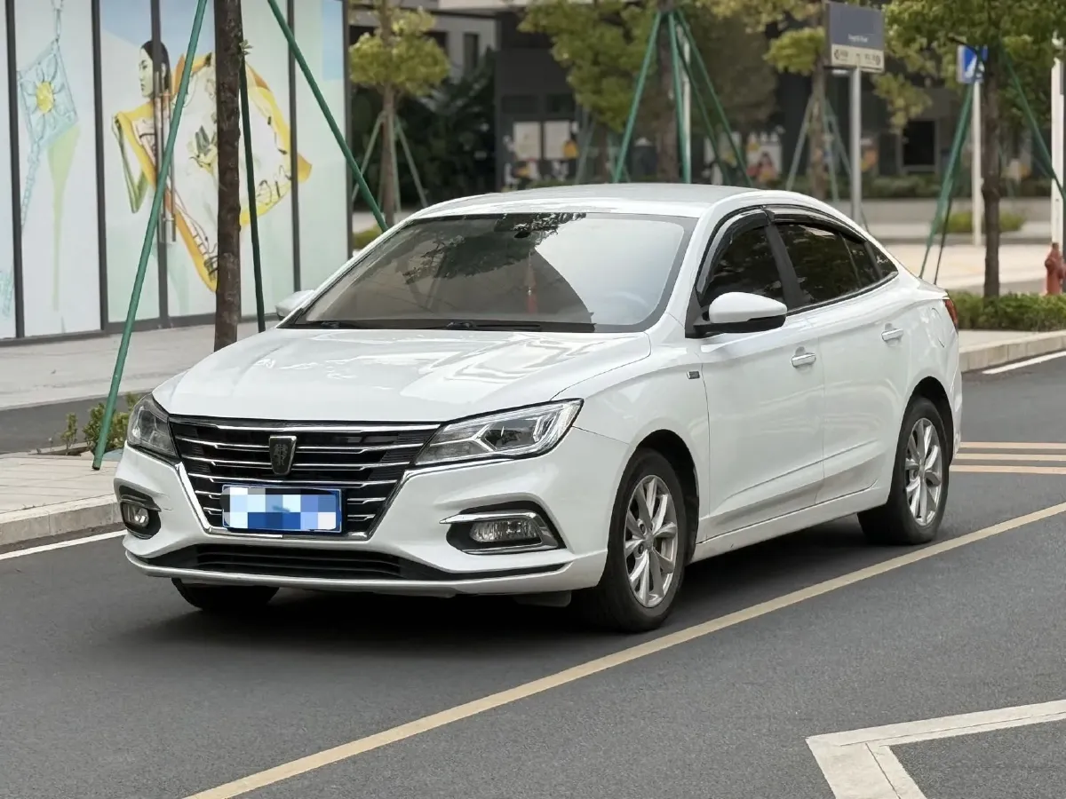 2019 Roewe i5 1.5L 120HP L4 CVT,autocango,china used car exporter,china ev exporter,chinese used car exporter,chinese used ev exporter
