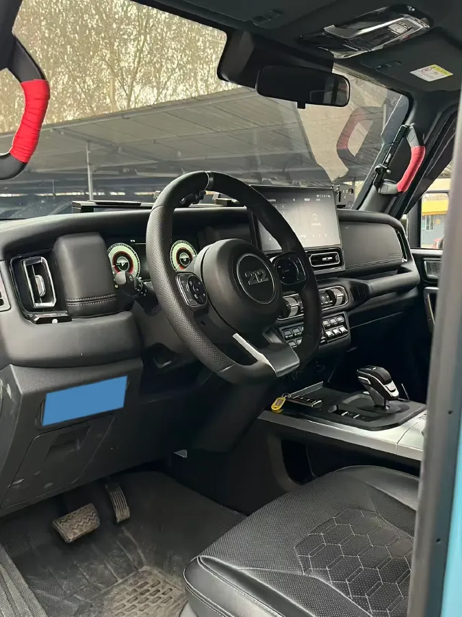 2025 212 212 T01 2.0T 252HP L4 8AT,autocango,china used car exporter,china ev exporter,chinese used car exporter,chinese used ev exporter