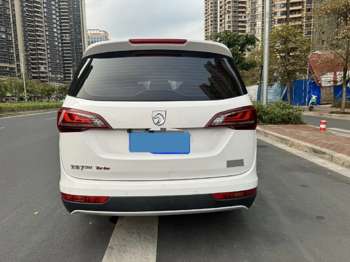 2019 BaoJun 730 1.5T 150HP L4 6MT,autocango,china used car exporter,china ev exporter,chinese used car exporter,chinese used ev exporter