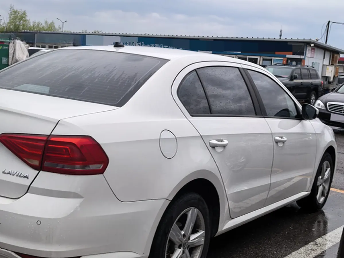 2017 Buick Excelle 1.5L 114HP L4 5MT,autocango,china used car exporter,china ev exporter,chinese used car exporter,chinese used ev exporter