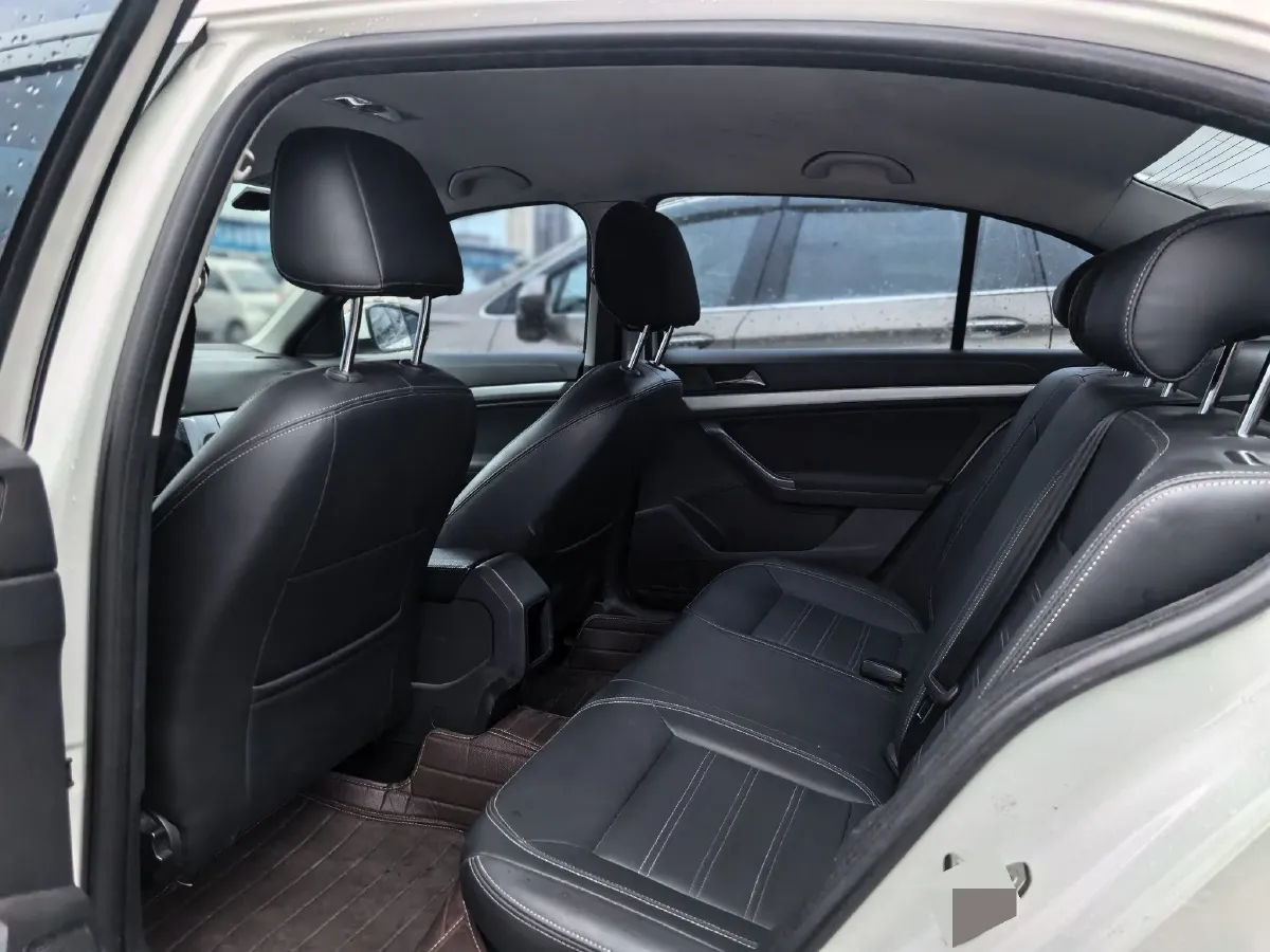 2017 Buick Excelle 1.5L 114HP L4 5MT,autocango,china used car exporter,china ev exporter,chinese used car exporter,chinese used ev exporter