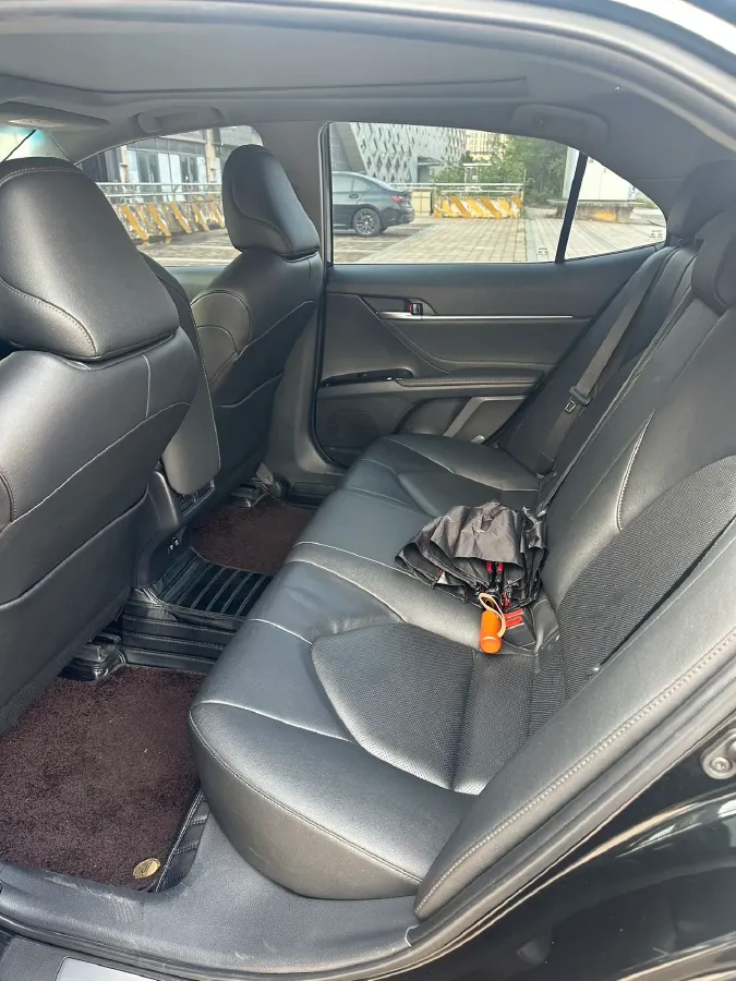 2019 Toyota Camry 2.5L 209HP L4 8AT,autocango,china used car exporter,china ev exporter,chinese used car exporter,chinese used ev exporter