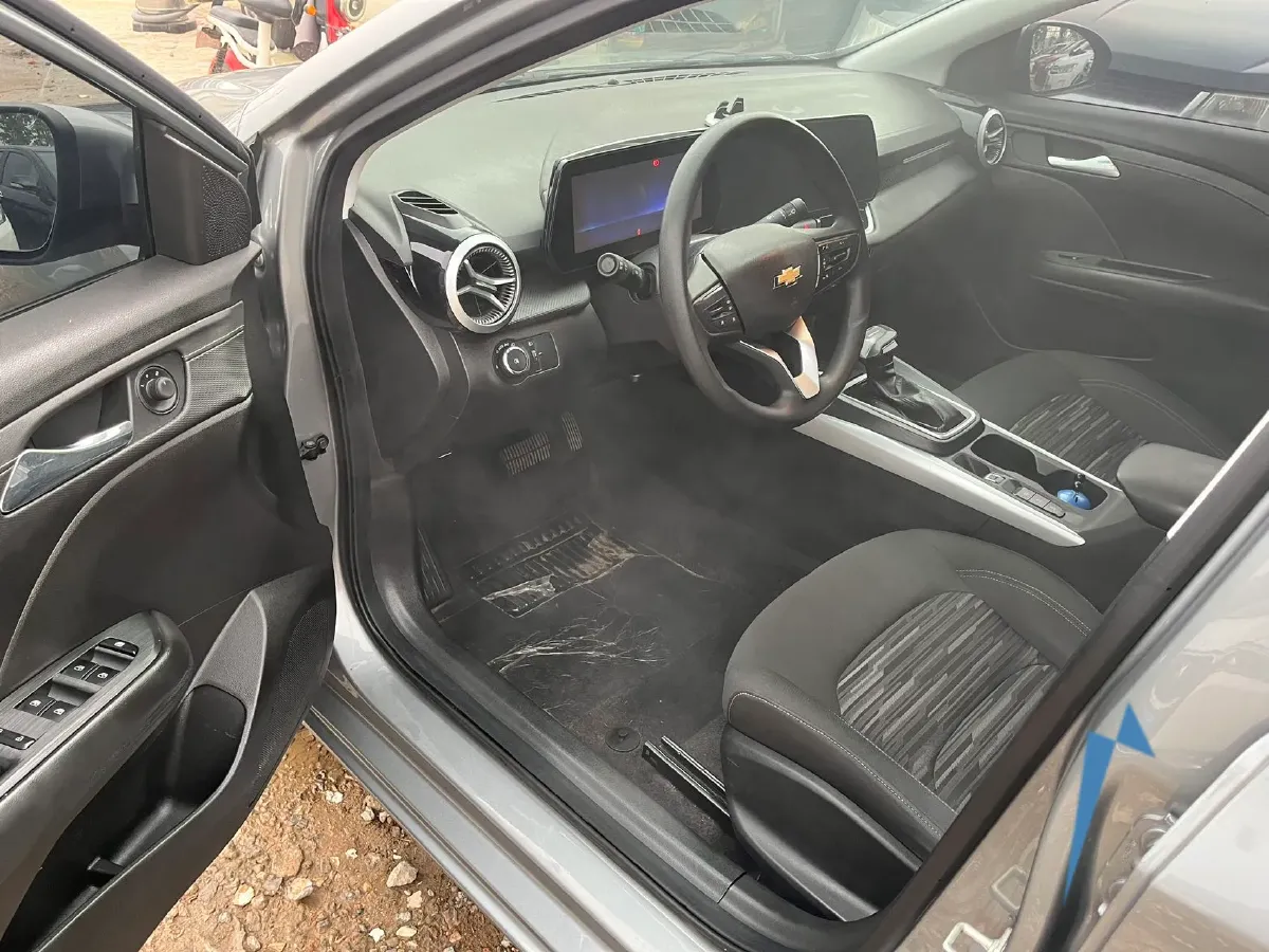 2022 Chevrolet Monza 1.5L 113HP L4 6AT,autocango,china used car exporter,china ev exporter,chinese used car exporter,chinese used ev exporter