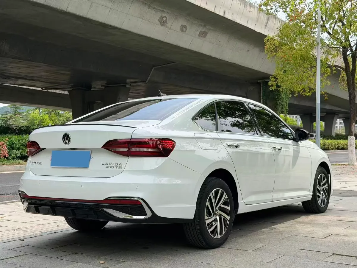 2023 Volkswagen Lavida 1.5T 160HP L4 7DCT,autocango,china used car exporter,china ev exporter,chinese used car exporter,chinese used ev exporter