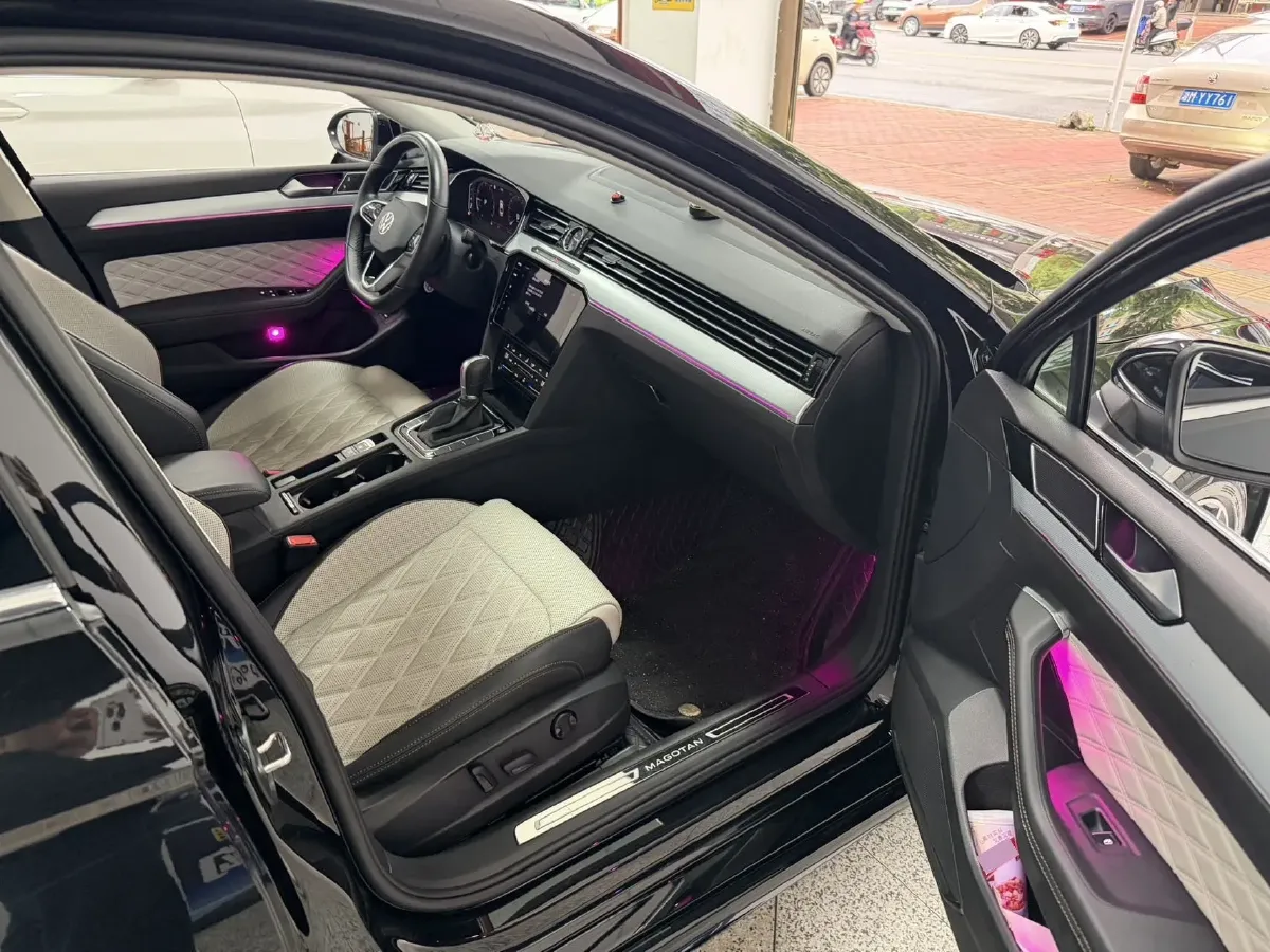 2023 Volkswagen Magotan 2.0T 186HP L4 7DCT,autocango,china used car exporter,china ev exporter,chinese used car exporter,chinese used ev exporter