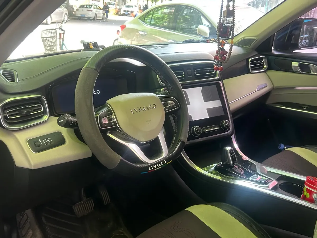 2017 Foton Sauvana 2.0T 218HP L4 6AT,autocango,china used car exporter,china ev exporter,chinese used car exporter,chinese used ev exporter